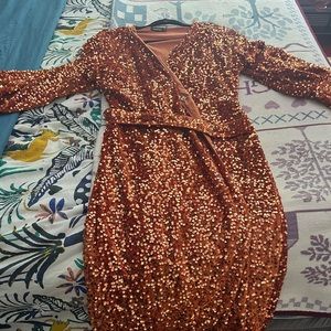Beautiful rust colored sequin boo hoo dress size 12 nwot